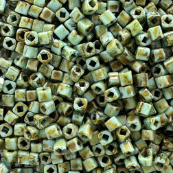 C-01-Y307Cube 1.5mm : HYBRID Turquoise Picasso (TOHO)