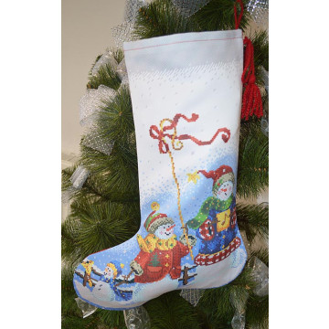 Набір для вишивки бісером Барвиста Вишиванка Пошитий новорічний чобіток Сніговики-Колядники 31х49 (ТР159аБ3149k)