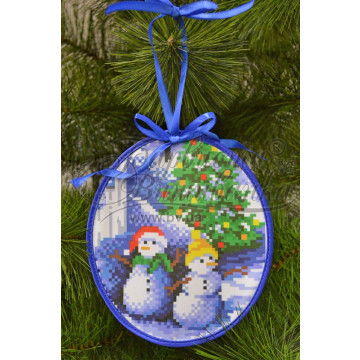 Схема Пошита новорічна іграшка Сніговички (серія: Напередодні свята) для вишивки бісером і нитками на тканині (ТР199аБ1416)