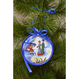 DMC thread kit for cross stitch embroidery for fabric with stamped cross stitch Sewed Christmas toy - Vacation (Ice rink series) (TR190aW1010h)